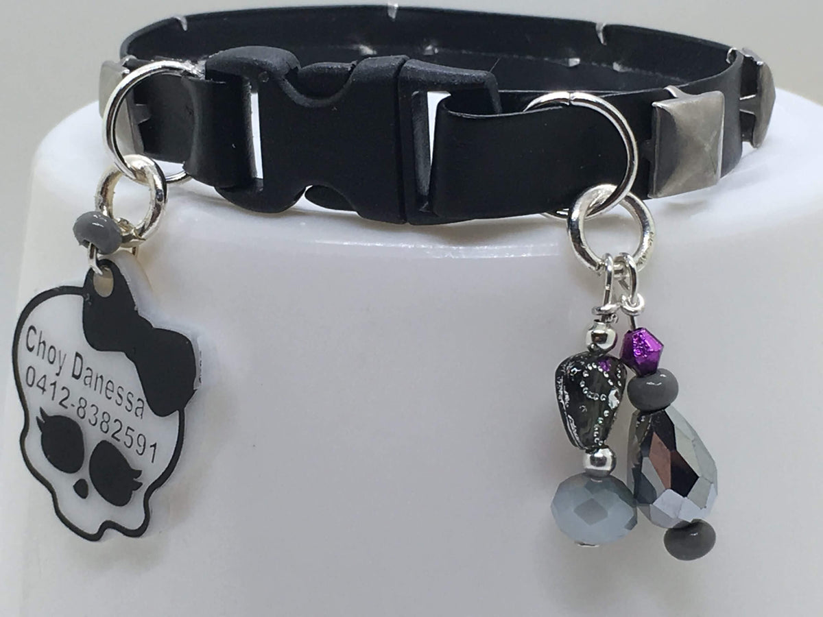 Rocker Collar Collection 04