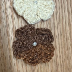 WoolBloom Clip - 2 Earth Color Knitted Flowers